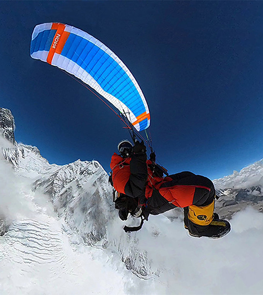 Pierre Carter: The man who paraglided off Mount Everest and into the  history books