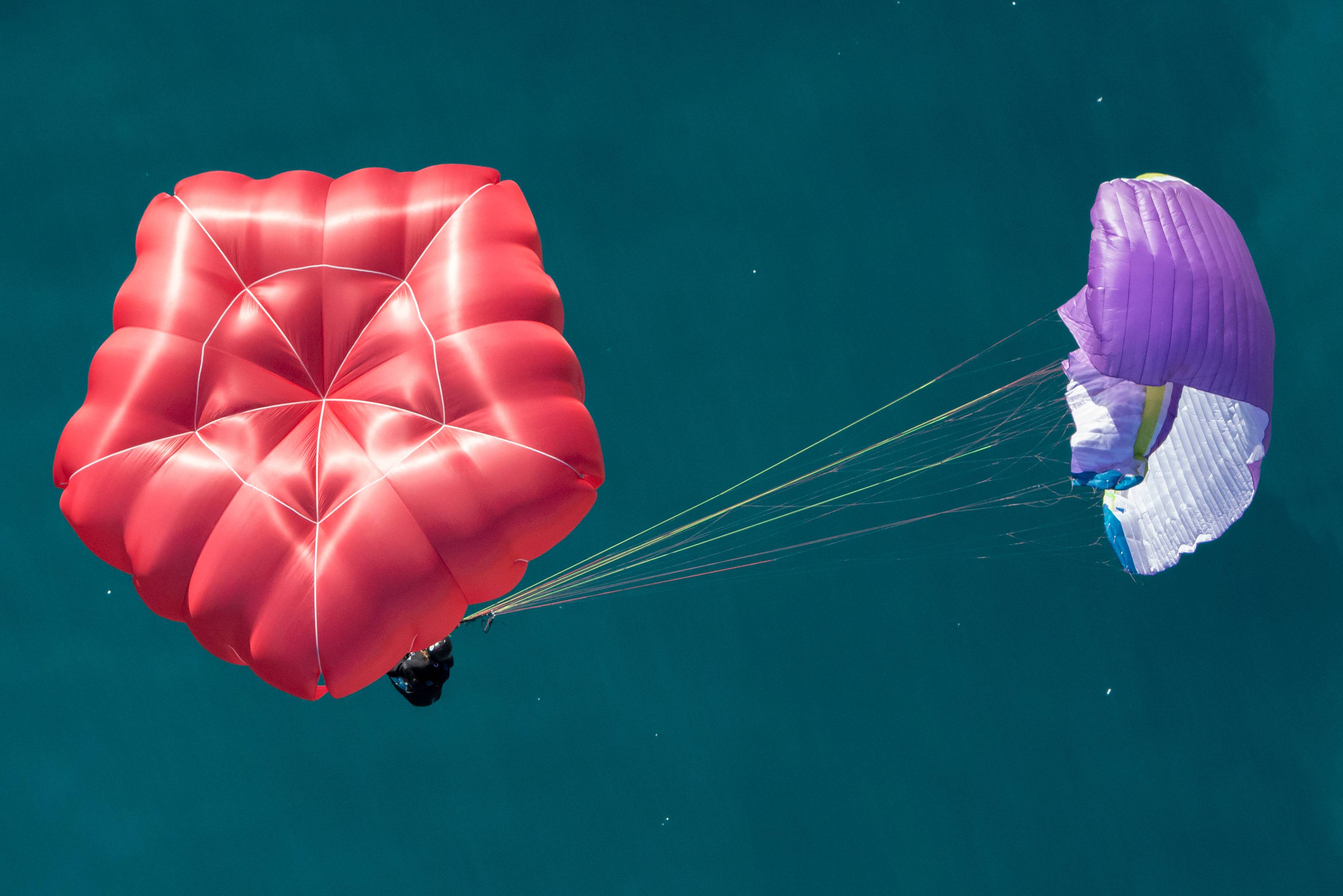 NOVA Performance Paragliders - Parachutes NOVA Performance Paragliders - Parachutes